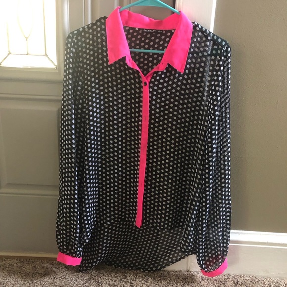 Allen B. By Allen Schwartz Tops - EUC Blk/ White polka dot Blouse Size L .. Hot Pink Collar ..